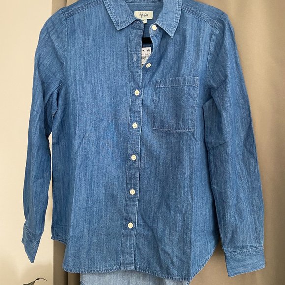 NWT Macy’s Style & Co Petite Chambray Button-Up Shirt in PS Petite Small - Picture 2 of 3